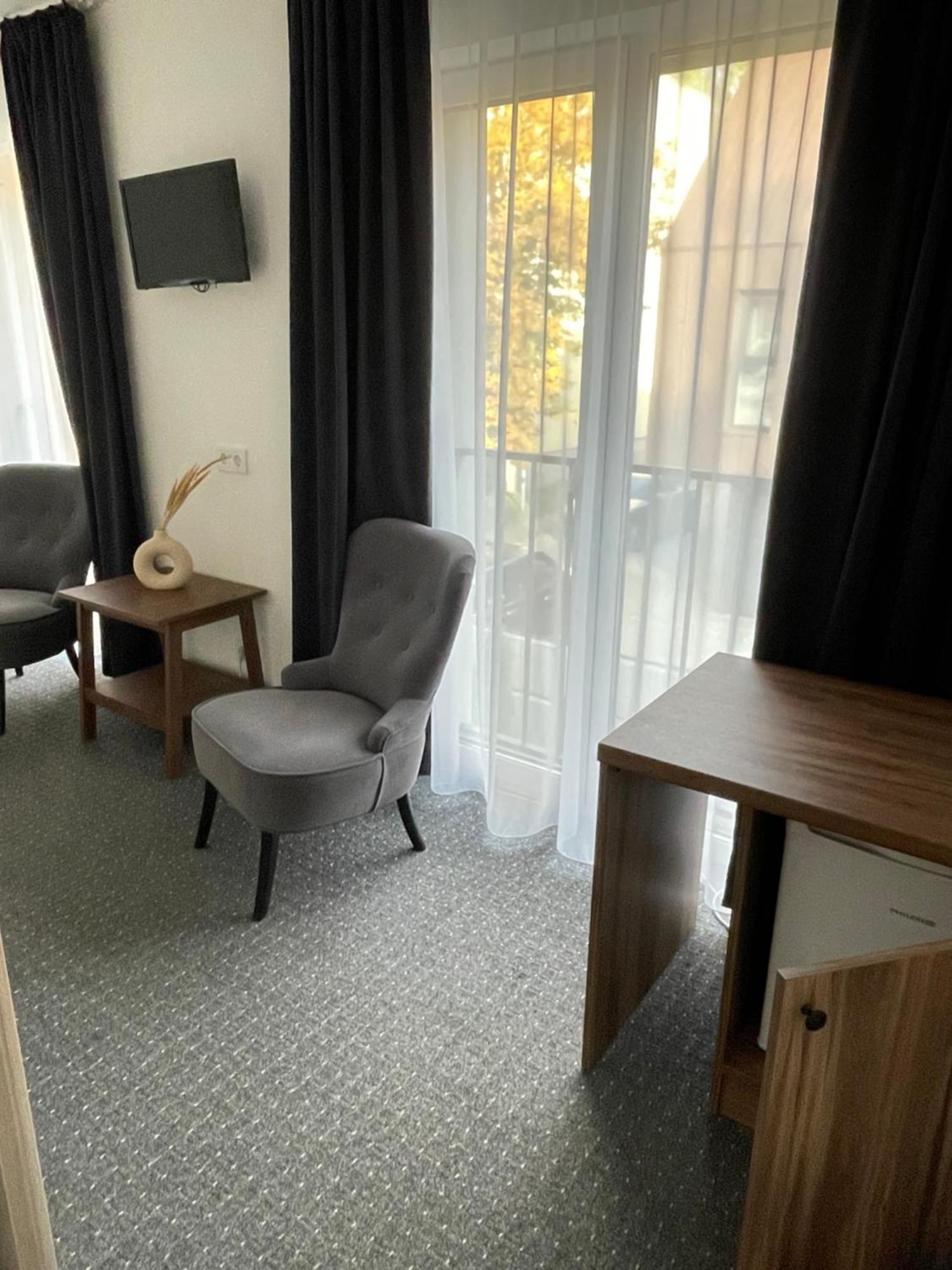 Izabeles Apartamentai Паланга Екстериор снимка