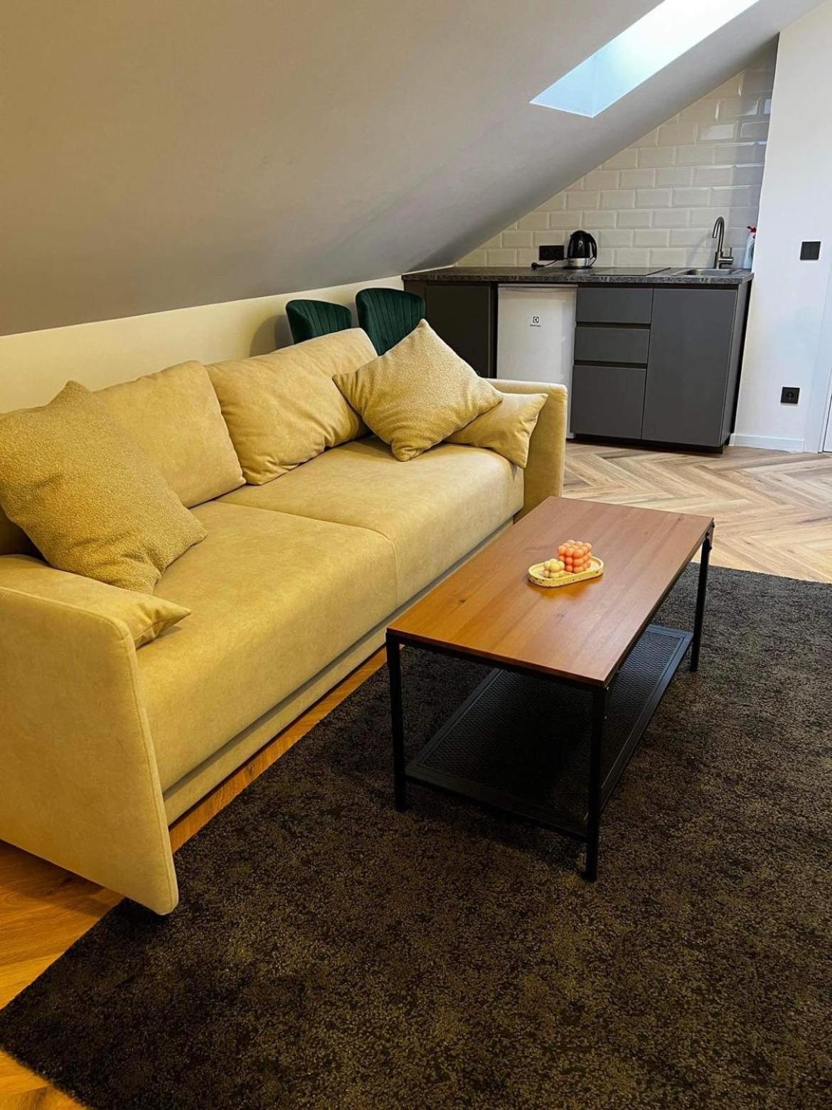 Izabeles Apartamentai Паланга Екстериор снимка