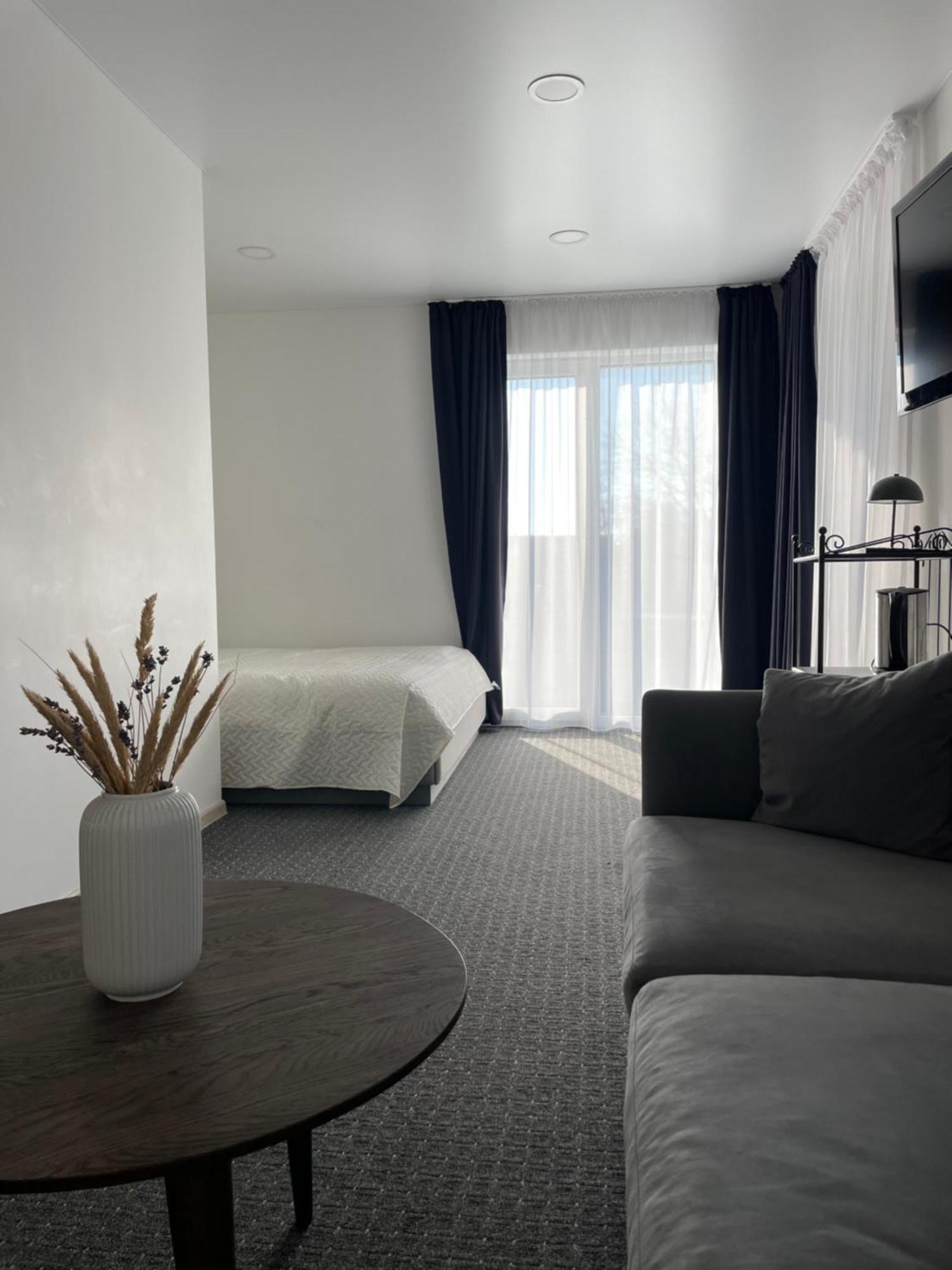 Izabeles Apartamentai Паланга Екстериор снимка