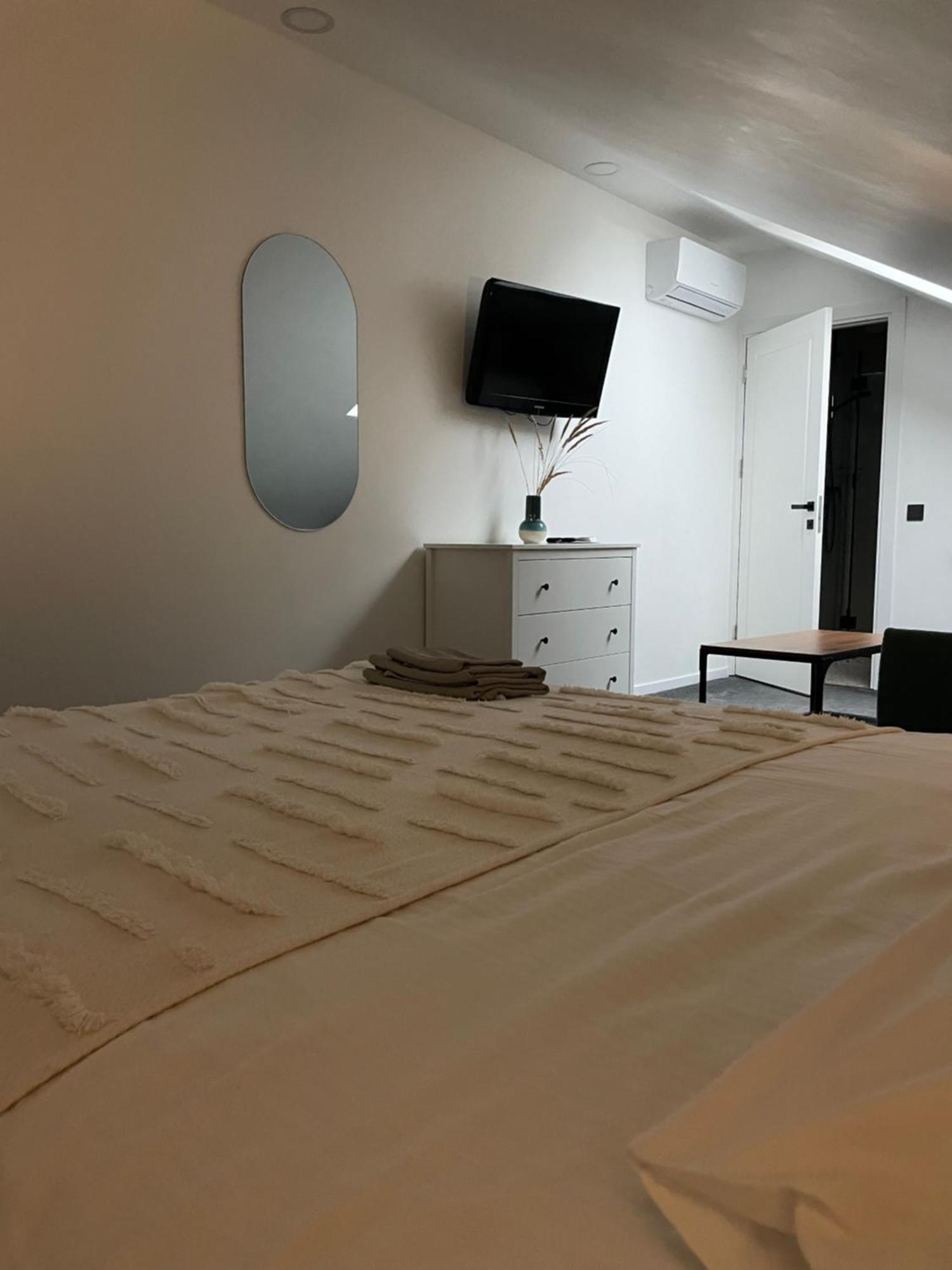 Izabeles Apartamentai Паланга Екстериор снимка
