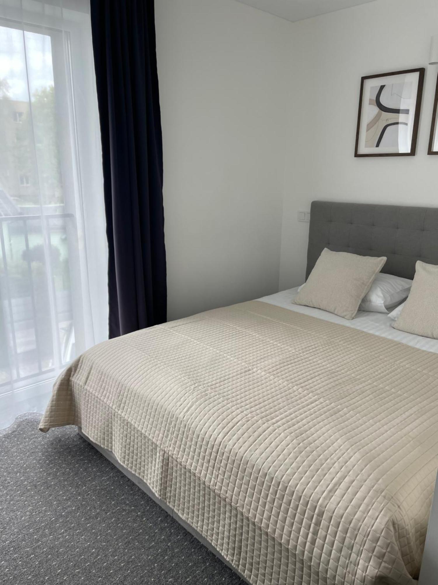 Izabeles Apartamentai Паланга Екстериор снимка